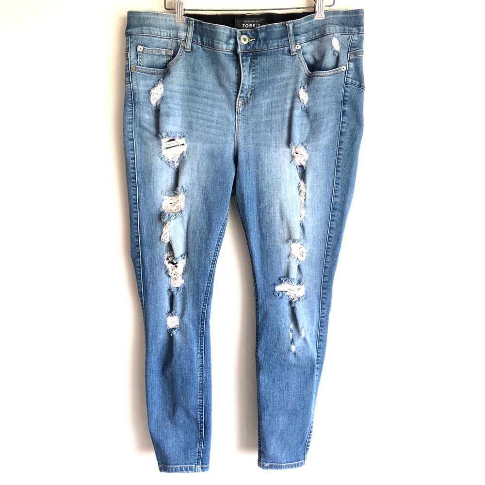TORRID Women's Bombshell Skinny Premium Stretch Ripped Distressed Style 20R Blue